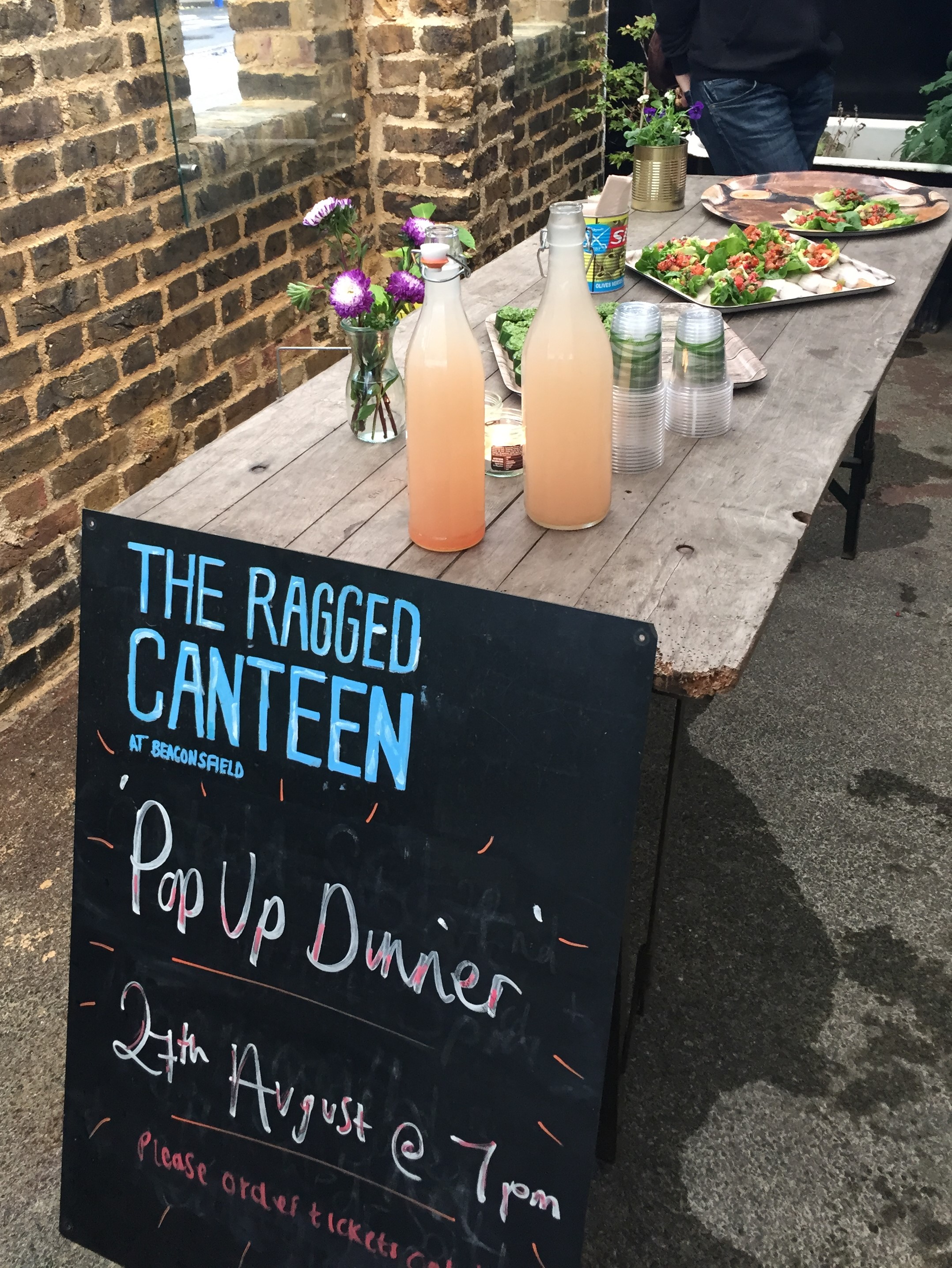 The Ragged Canteen sign and canapes - kenningtonrunoff.com