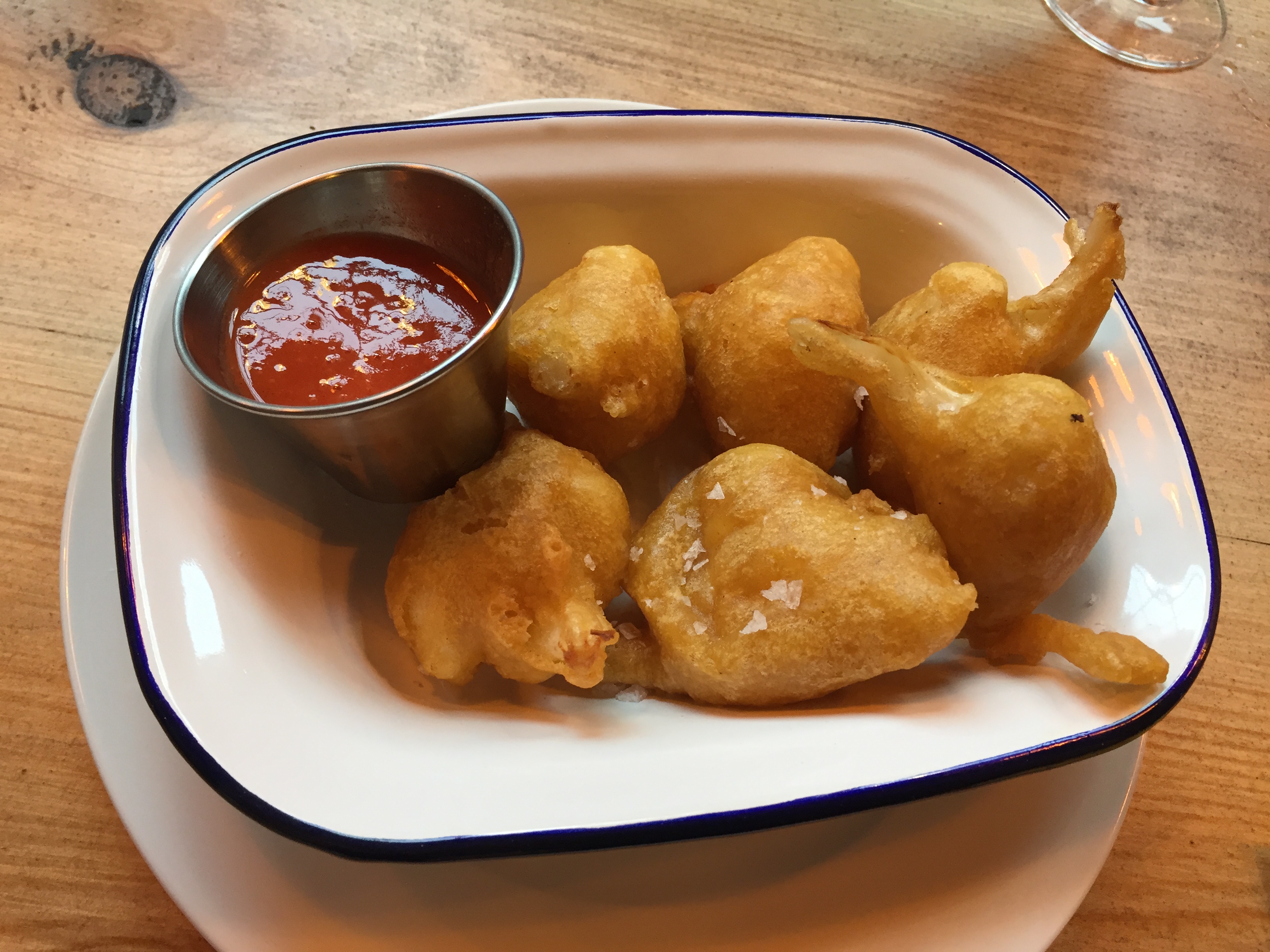 Buffalo cauliflower and Frank's Hot Sauce at The Tankard - kenningtonrunoff.com